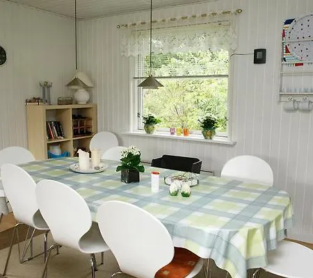 Four-bedroom Holiday In 6 بيت للعطل *