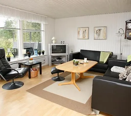 بيت للعطل Four-bedroom Holiday In 6 بلوكهوس